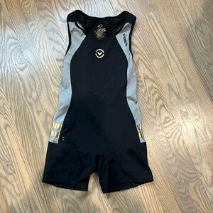 Virus Weightlifting Singlet